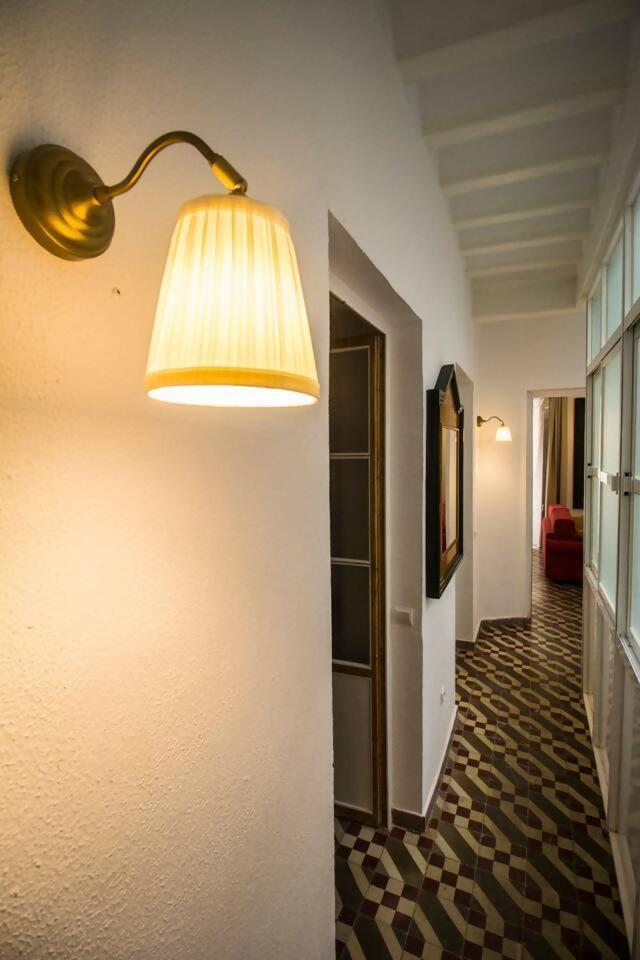Sh Casa Buda Gran Apartamento En El Centro Cádiz Kültér fotó